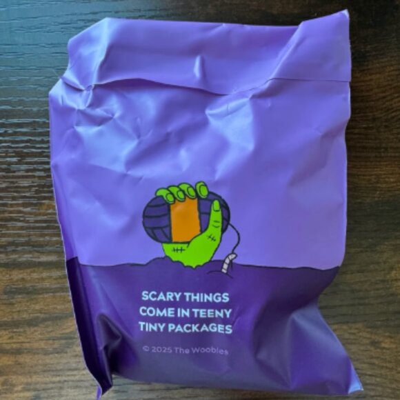 *Glow in the Dark* Woobles Haunted House Tiny Moon Accessory Crochet Kit - NEW - Picture 2 of 2